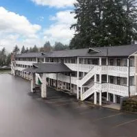 Basecamp Puyallup a Travelodge by Wyndham, hotel v destinácii Puyallup