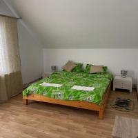 Vila Ekooos, kh&aacute;ch sạn gần Brașov-Ghimbav International Airport - GHV, Braşov