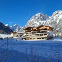 Berghotel Lämmerhof – hotel w mieście Sankt Martin am Tennengebirge