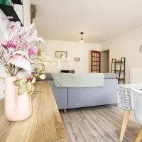 * La Tour : Vue imprenable sur la ville *, hotel en Luxeuil-les-Bains