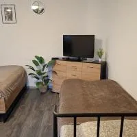 Fly & Stay Apartments, готель у місті Лакташи