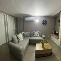 Condo cercas de la playa y el puerto de Lazaro Cardenas, hotel near L&aacute;zaro C&aacute;rdenas Airport - LZC, L&aacute;zaro C&aacute;rdenas