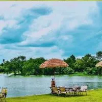 Baanrimnam Resort Lopburi, hotel di Chai Badan