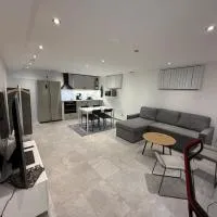Fresh and newly renovated basement apartment, hotel u Malmeu