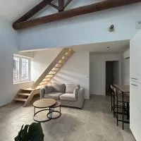La maison du Quart - Maison de village: Sommières şehrinde bir otel