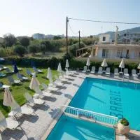 Barbie II, hotel en Ialisos