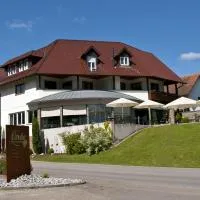 Gasthaus Linde, hotel u gradu 'Hofstetten'