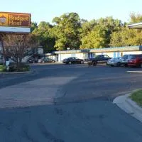 Budget Host Inn Fridley, hotel sa Fridley