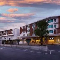 Phetara Hotel Mahachai by PCL, hotel din Ban Khom