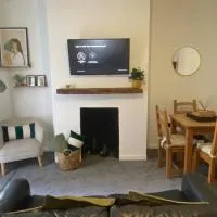 Pemberton में, होटल Slick Space for a Wigan Stay - 5 Minutes from M6 and M58 Motorways