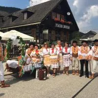 Penzion Javorina, hotel u gradu Čičmani