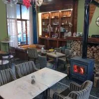 FANTINO HOTEL, hotel din Domnista