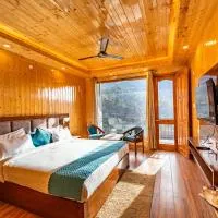 Vedikant Pine Tree Resort, khách sạn ở Chail