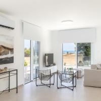 Seaside Familly Villa - 1m walk to Greenbay, hotel a Protaras
