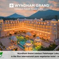 Wyndham Grand Udaipur Fateh Sagar Lake - Pure Vegetarian Resort, hotel i Udaipur