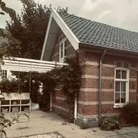 Maison 1882، فندق في Hauwert