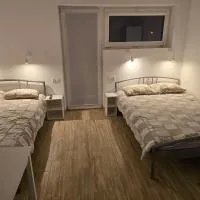 Rent0nline Brwinow Rooms, hôtel à Brwinów