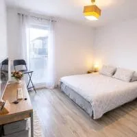 Luxury apartment near CDG & Parc Asterix, hótel í Vémars