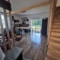 L'Aparté du Doué à Mauzé sur le Mignon، فندق في Mauzé-sur-le-Mignon