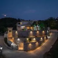 Villa Logas Hill、ペロラデスのホテル