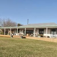 Riverside Farm, hotelli kohteessa Witbank