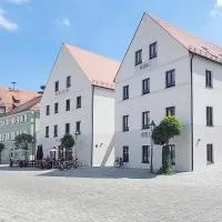 Hotel am Wittelsbacher Markt by greenpartment, hotel v destinácii Langquaid