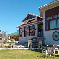 Sky view Resort Shogran, hotel u gradu 'Shongran'