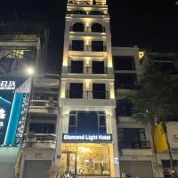 Diamond Light Hotel, מלון בהאנוי