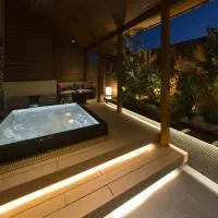 HOTEL SWEET SEASON-L โรงแรมในGinan