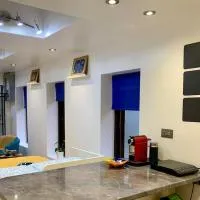 Modern studio in Ealing Broadway, viešbutis mieste Ilingas