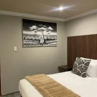 Village Walk Guesthouse, hotel en Kgabalatsane