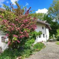 84qm Ferienwohnung mit Garten und Terrasse in ruhiger Lage, hotell i Rotthalmünster