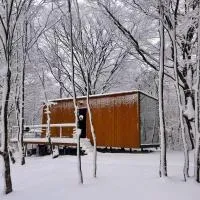 Stay Mirror House – hotel w mieście Chilaantkari