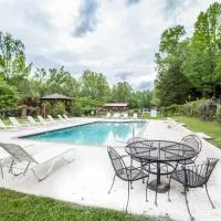 Forrest Hills Mountain Resort, hotel u gradu 'Dahlonega'