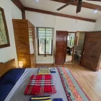The English Filipina Secret Garden Resort, hotel a Iloilo