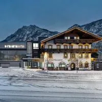 Hotel Wirtshaus Sattlerwirt, hotel v destinácii Ebbs