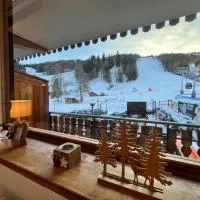 Praloup 1600 t3 sur piste 4p, hotel en Uvernet-Fours