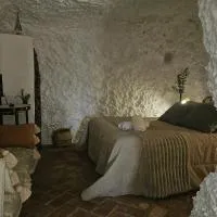 Cueva El Madrono, hotel v mestu Pegalajar