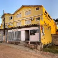 Casarão Hostel, hotel v destinácii Guaratinguetá