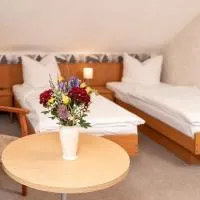 Hotel Waldhaus Waltershausen, hotel di Waltershausen