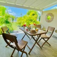 Cosy Maracuja, appartement calme à 2 min de la plage !, hotel i Orient Bay
