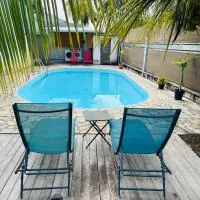 Sermie T2 climatisé avec piscine、クールーのホテル