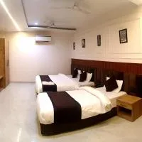 Hotel The Coal, ξενοδοχείο σε Aligarh
