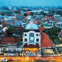 Front One Hotel Mesir Surabaya, hotell sihtkohas Surabaya