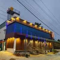 JJ Comfort Hotel, хотел в Turuvekere