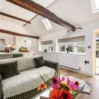The Cow Shed، فندق في Groombridge