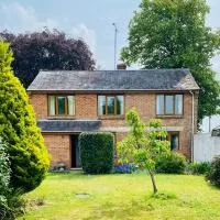 Explore & Restore in Dorset - Home away from home, hotel din Tolpuddle