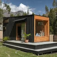Earth Tones Tiny Homes & Suites, hotel i Ollantaytambo