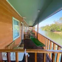 Don Det SODA RiverSide Guesthouse, hotel a Ban Donsôm Tai