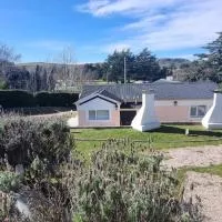 Cabañas Refugio del Golf, hotel a Sierra de la Ventana